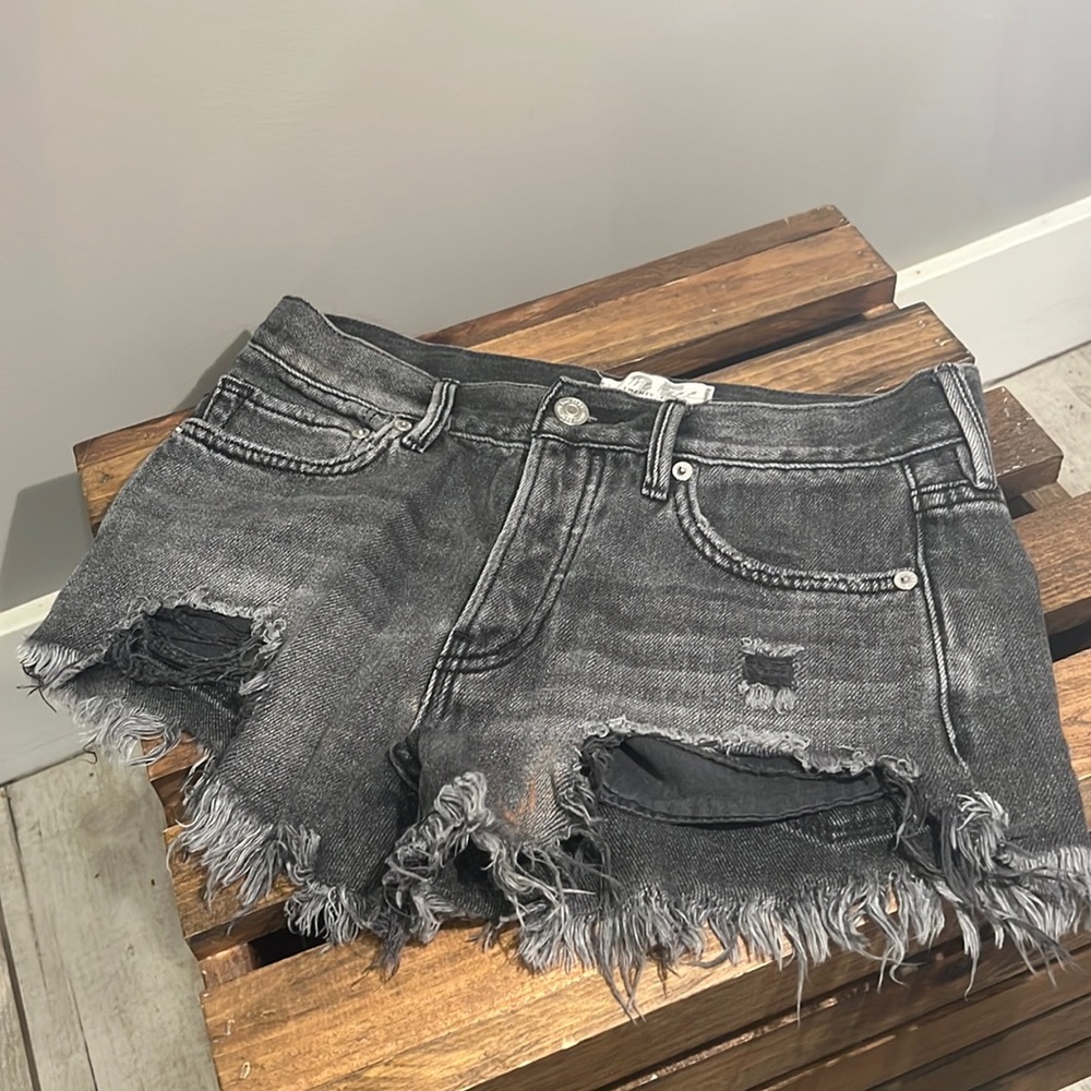 Distressed Black Free People Shorts, Women’s Size 25
